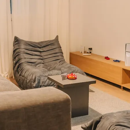 Modern Comfort In Lejlighed